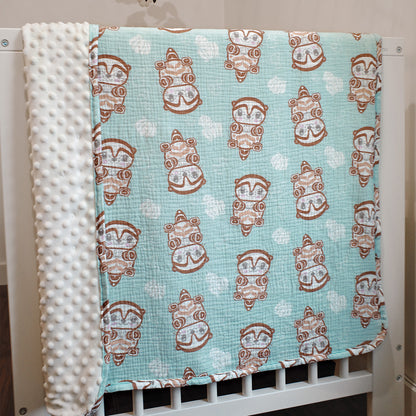 Baby Otter baby blanket by Yasakw (Shelly Samuels), muslin cotton front