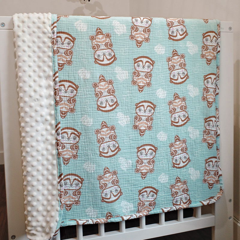 Baby Otter baby blanket by Yasakw (Shelly Samuels), muslin cotton front