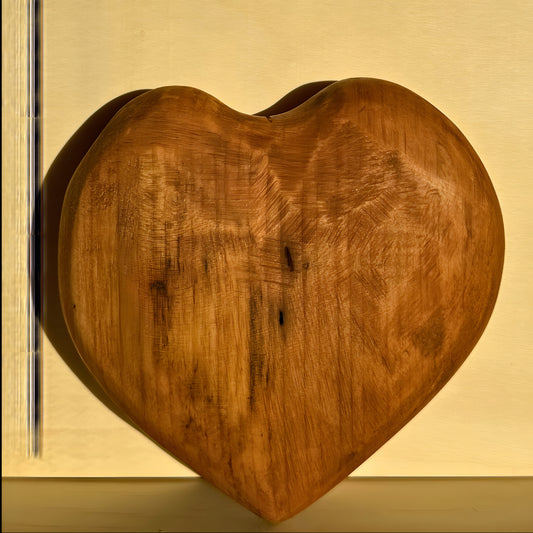 Cedar wood heart-shaped home decor piece