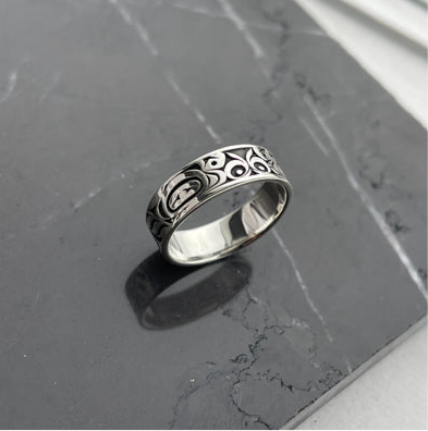 Orca Ring. Sterling silver.